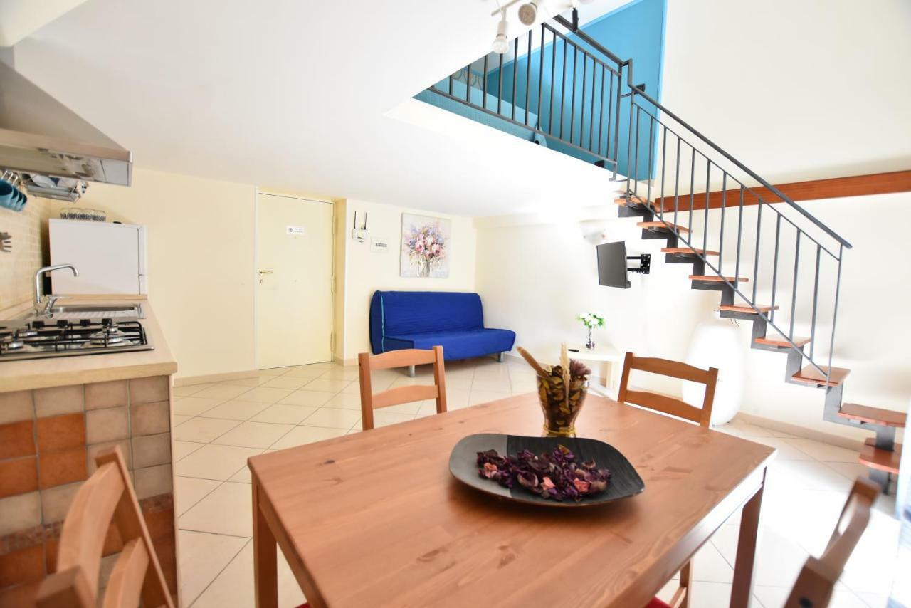 Beb Maryposa Appartment Neapel Exterior foto