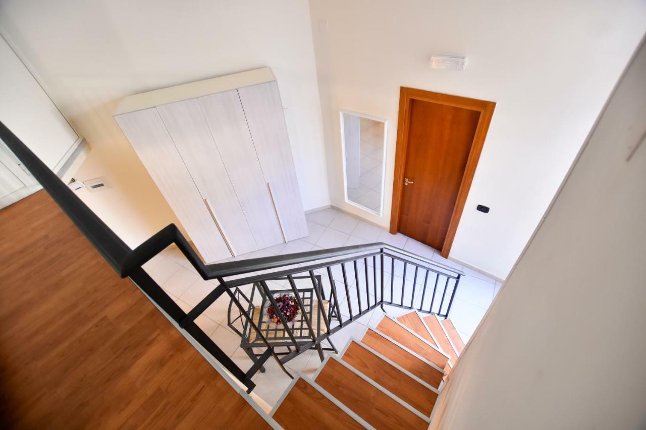 Beb Maryposa Appartment Neapel Exterior foto